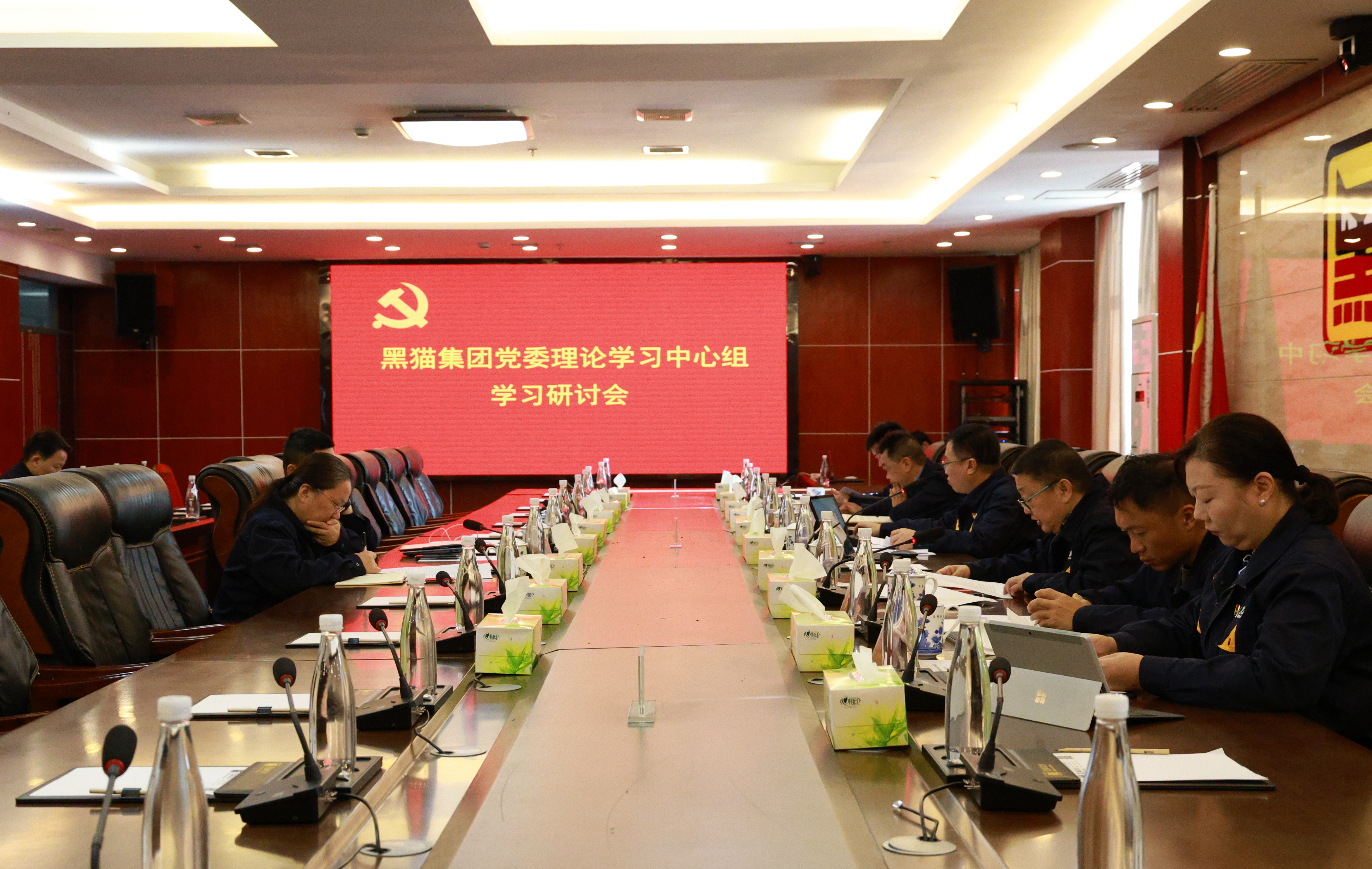 圖1 會議現(xiàn)場.jpg 圖1 會議現(xiàn)場.jpg