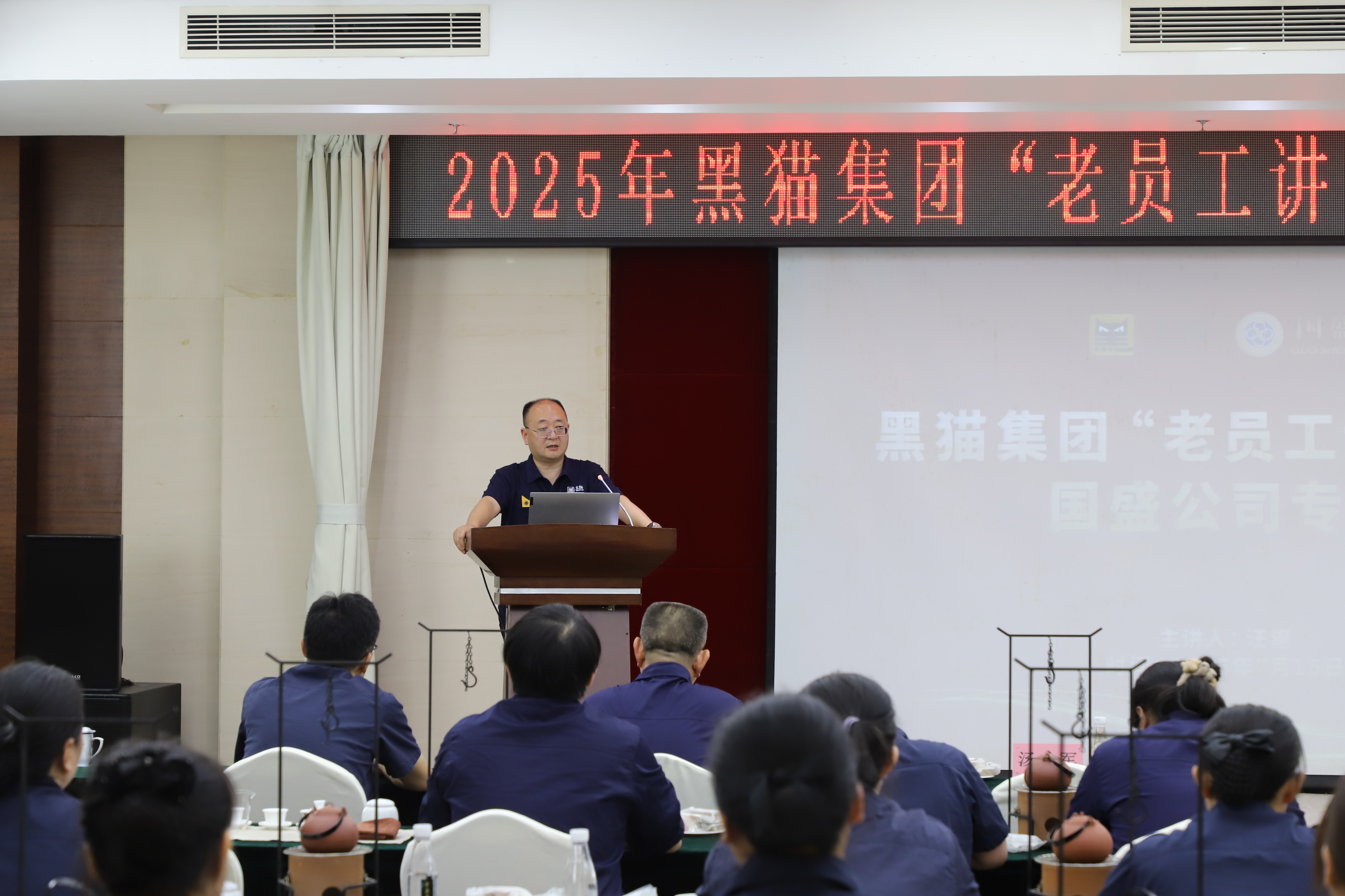 活動(dòng)現(xiàn)場(chǎng)01.jpg 活動(dòng)現(xiàn)場(chǎng)01.jpg